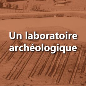 Photos de tranchées archéologiques avec un texte écrit dessus